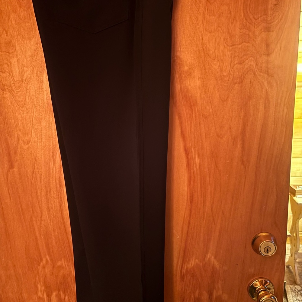 Black Dress Pants with Classic Full-Length Design